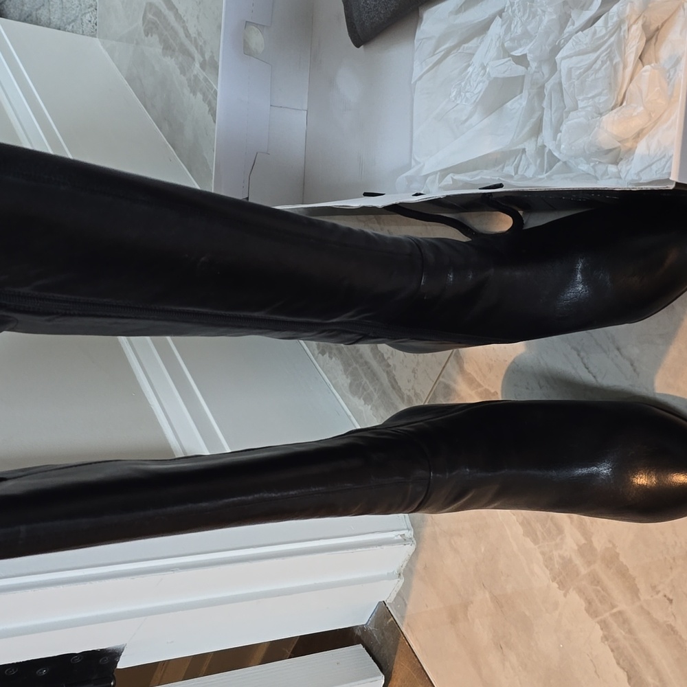 Sleek Black Over the Knee Women's Boots